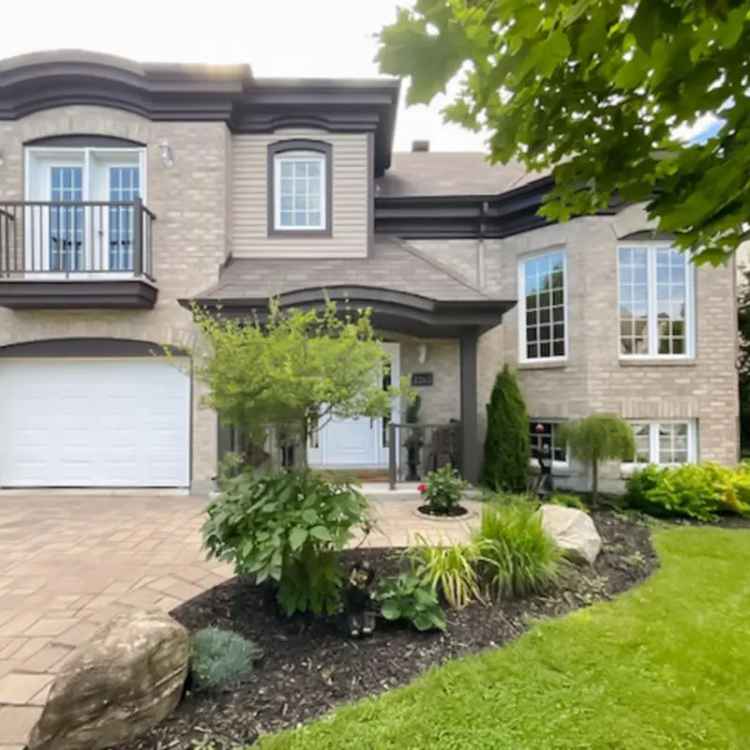 5-Bedroom House for Sale in Mascouche Heights