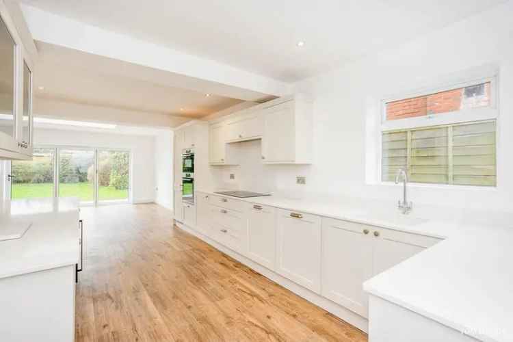 3 Bedroom Detached Coastal Home for Sale