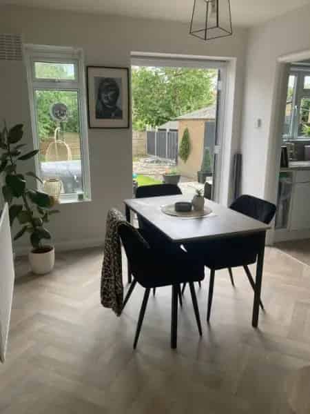 3 Bedroom Semi Detached House Near M1 and A41
