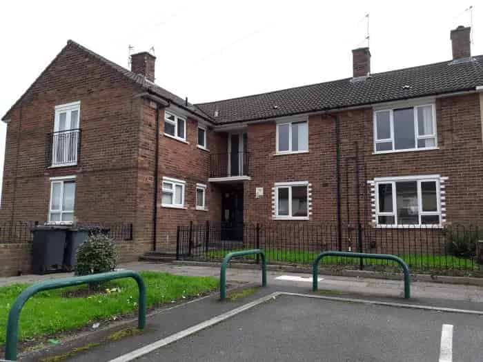 1 Bed Flat Gaywood Green