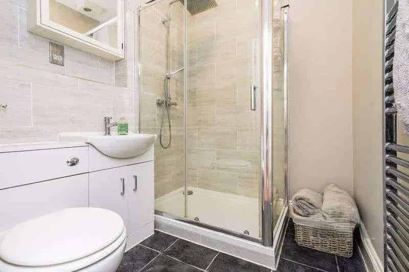 2 Bed Flat for Sale Ideal for First Time Buyers and Investors