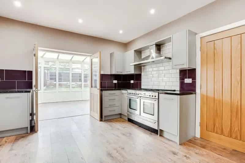 3 Bedroom Semi Detached House for Sale Normanton West Yorkshire