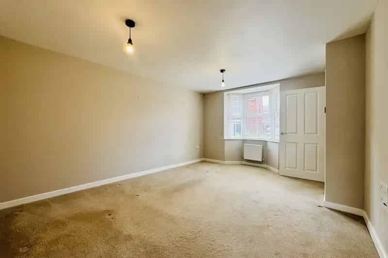 3 Bedroom Semi-Detached House in Barton Seagrave