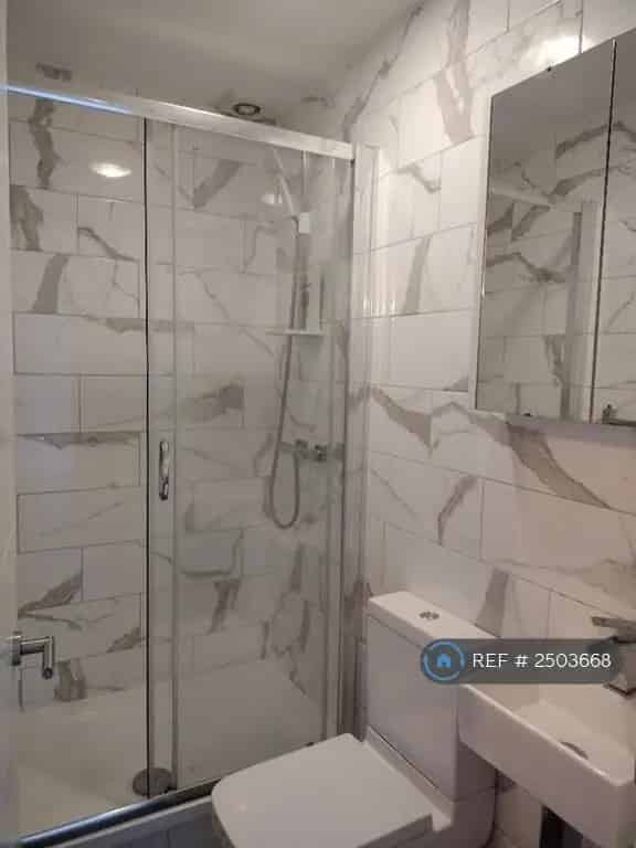 1 Bedroom Flat For Rent July 1st Move In