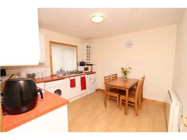 2 bedroom flat  for sale