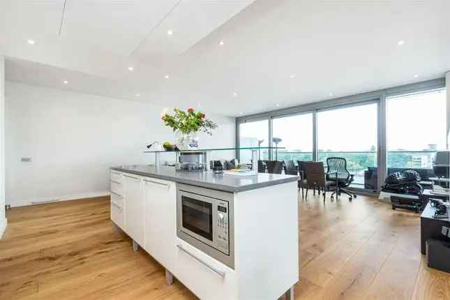 Flat to rent in Riverside Quarter, Wandsworth SW18