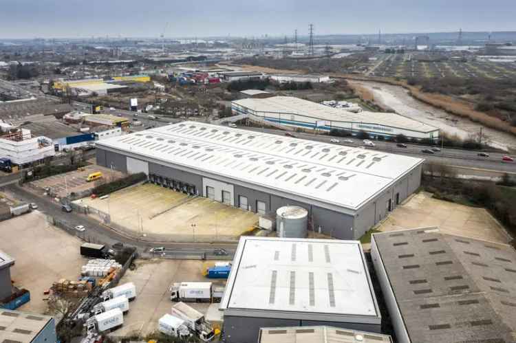 Warehouse To Let - Gascoigne Road
