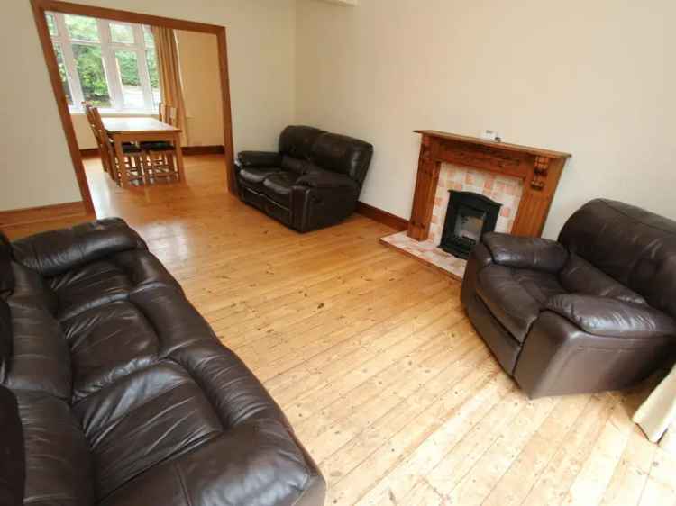 Detached house For Rent in Broxtowe, England