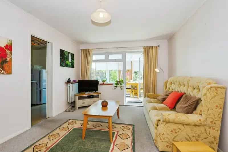 2 Bedroom Bungalow Aylesham Spacious Living Room Conservatory Off Road Parking