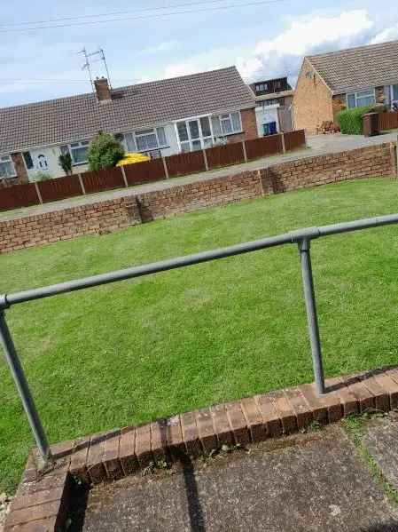 Bungalow For Rent in Ashford, England