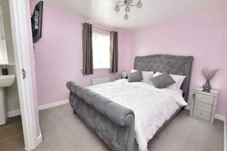 House For Sale in Wakefield, England