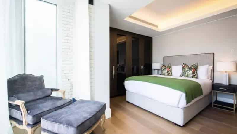 3 Bedroom Penthouse Mayfair Apartment to Rent