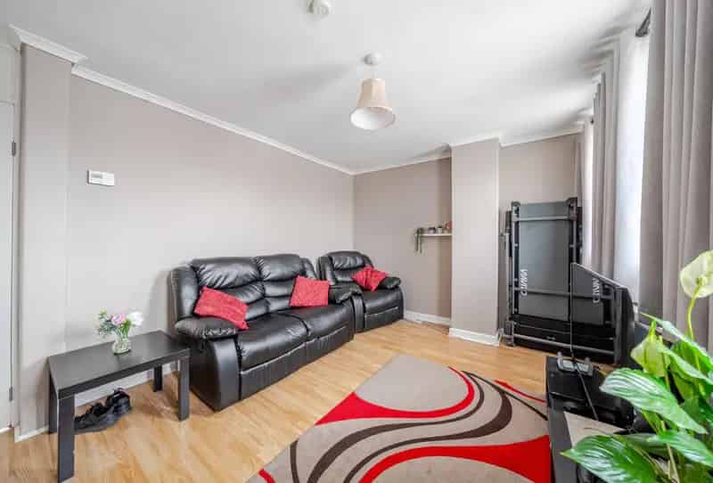 2 Bedroom Flat Apartment for Sale near John Radcliffe Hospital Oxford