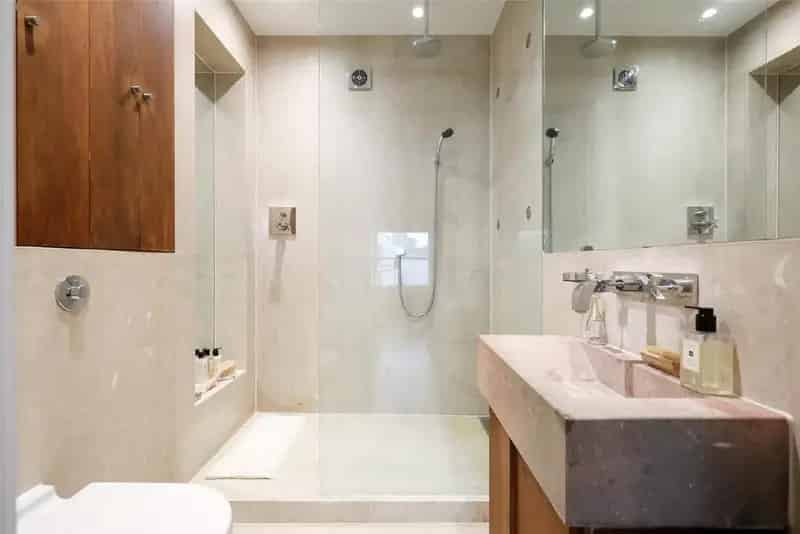 Stylish Duplex Penthouse Kensington Gardens Square
