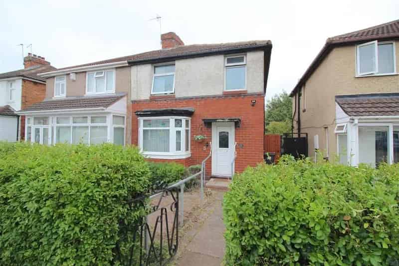 4 Bedroom Semi-Detached House for Sale