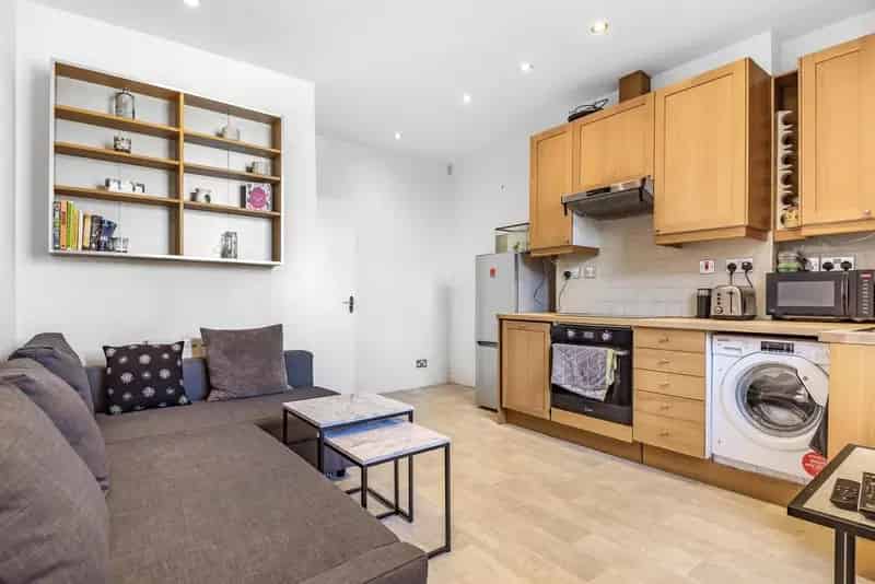 Two Double Bedroom Flat near Wimbledon Park