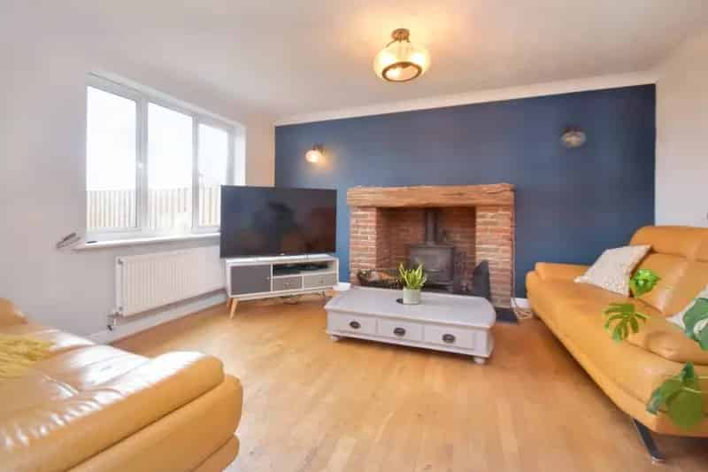 Four Bedroom Detached House with En Suite and External Bar WF4