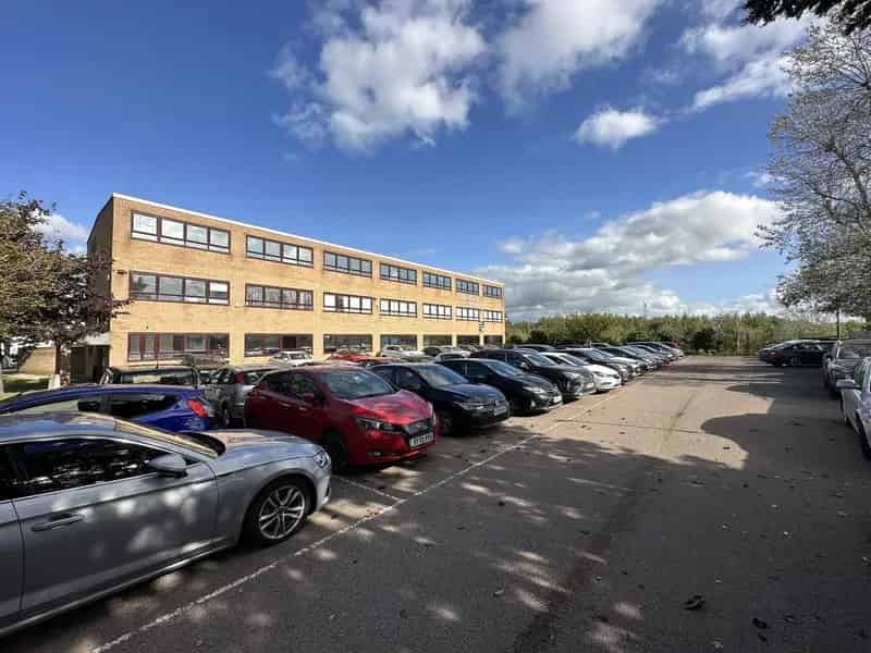 Refurbished Office Suite near Cambridge North Station