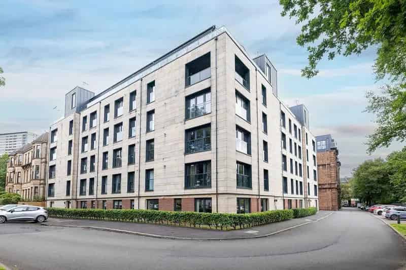 2 Bedroom Flat for Sale Glasgow