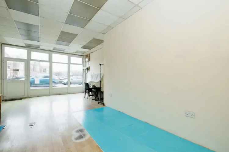Bexhill 5-Bed House with Studio & Warehouse