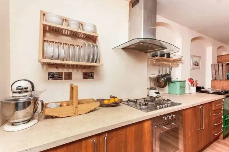 3-Bedroom Grade II Listed Apartment Hove Stunning Features Family Home