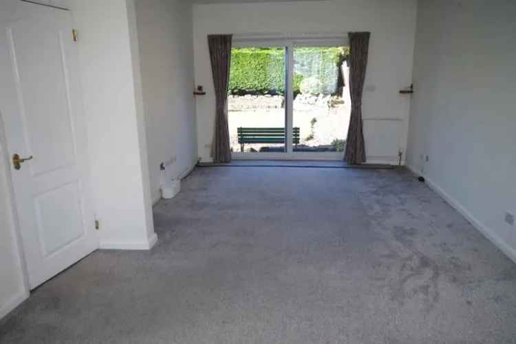 3 Bedroom Semi-Detached House Farnworth