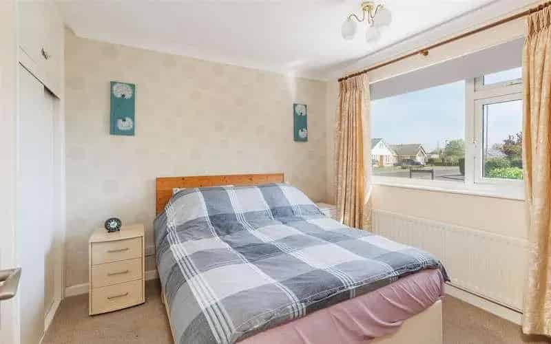 2 Bed Bungalow for Sale Near Beach and Amenities