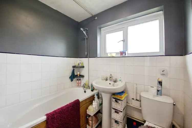 2 Bed Flat for Sale in Potter Street Harlow