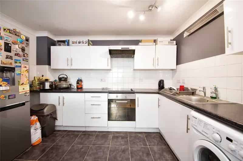2 Bed Flat Tollgate Road First Time Buyers Investors