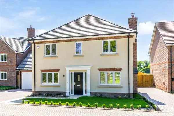 Meadow View, Aldermaston Road, Pamber End, Hampshire, RG26 5QW | New homes for sale | Savills