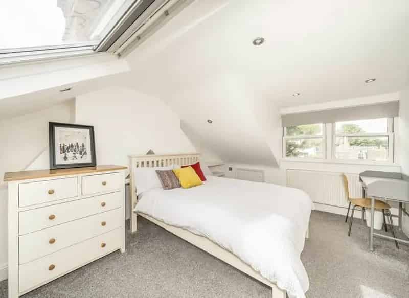 Elegant Period Maisonette Near Clapham Common