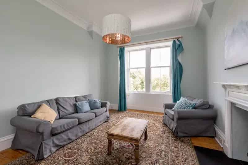 2 Bedroom Flat House to Rent in Bruntsfield Edinburgh