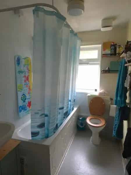 Large 2 Bed Bungalow Near White Horse Hill