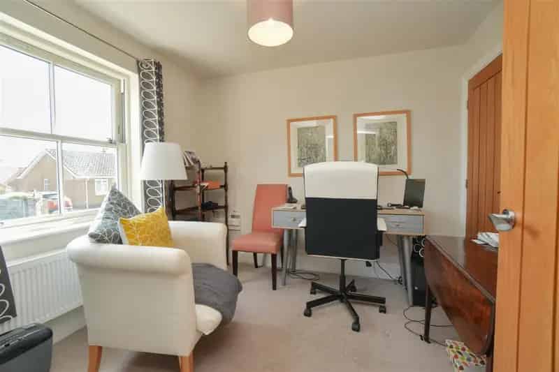 4 Bedroom Detached House For Sale in Raskelf