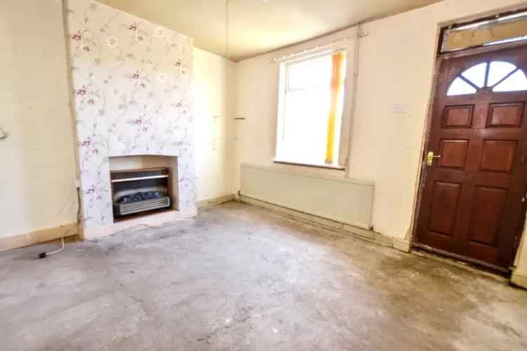 Charming 2-Bed Terraced House Near Amenities