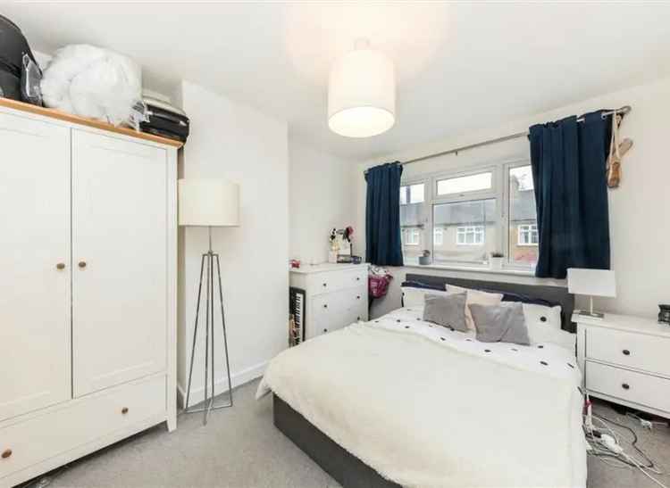 Mid Terrace House Ladywell Village 3 Beds