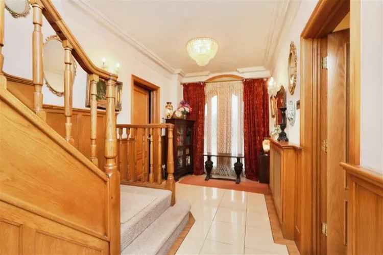 Four Bedroom Detached House Bessacarr Doncaster
