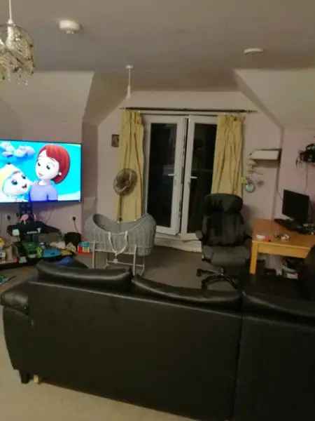  For Rent in Slipton, England