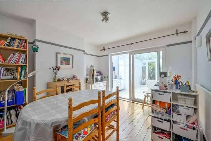 4 Bed House for Sale Off Street Parking