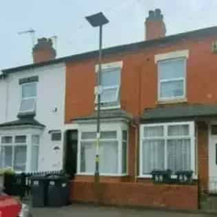 3 rooms house of 166 m² in Birmingham