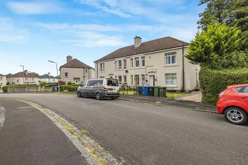 2 Bedroom Flat for Sale
