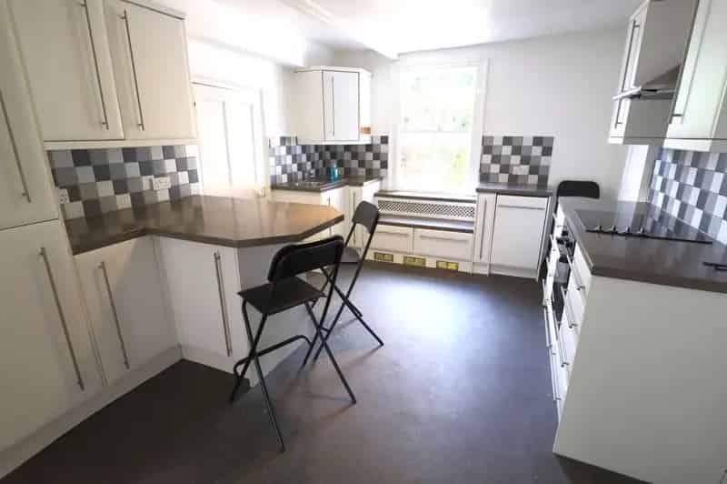 3 Bedroom Maisonette House to Rent in Exeter City Centre