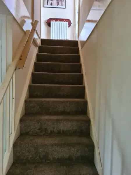 2-Bed Split Level Maisonette Near Town Centre