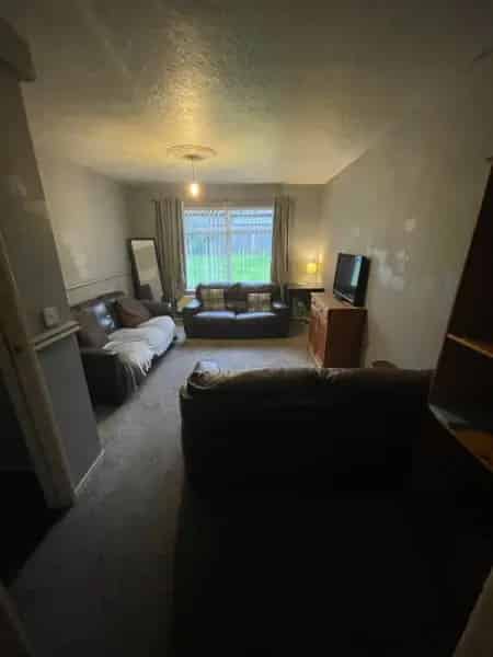 Wheelchair Accessible Pet-Friendly Home - Needs TLC