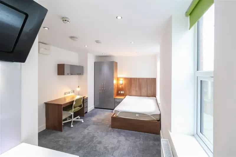 City Centre Studio Apartment - Bills Included