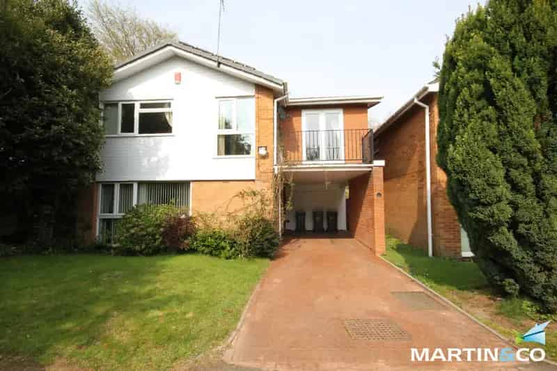 5 Bedroom Detached House for Sale Near Harborne High Street