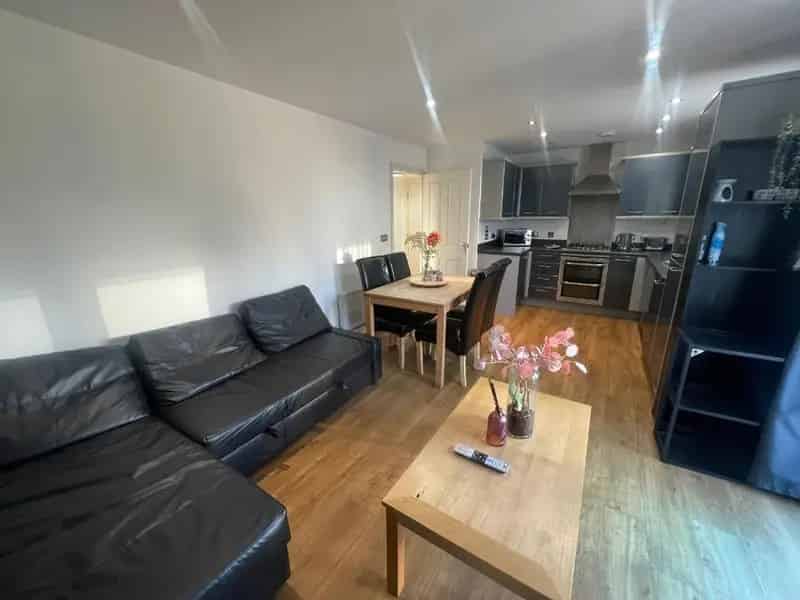 1 Bedroom Apartment Canary Wharf High Spec Finish