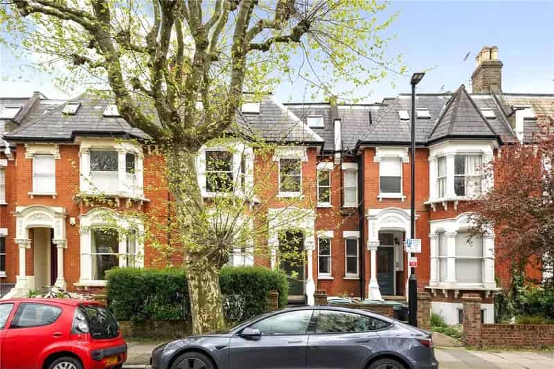 2 Double Bedroom Flat Near Finsbury Park Station London