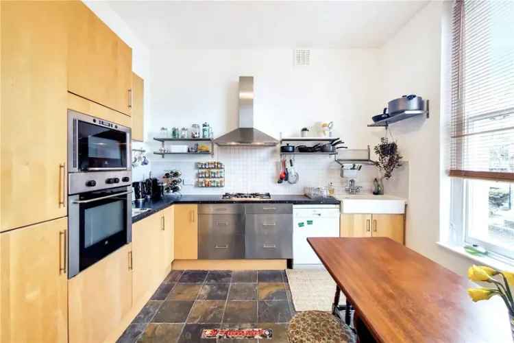 2 bedroom flat/apartment in London