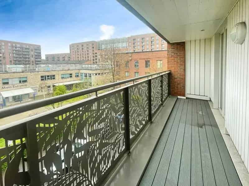 1 Bedroom Flat to Rent London E16 Available Now
